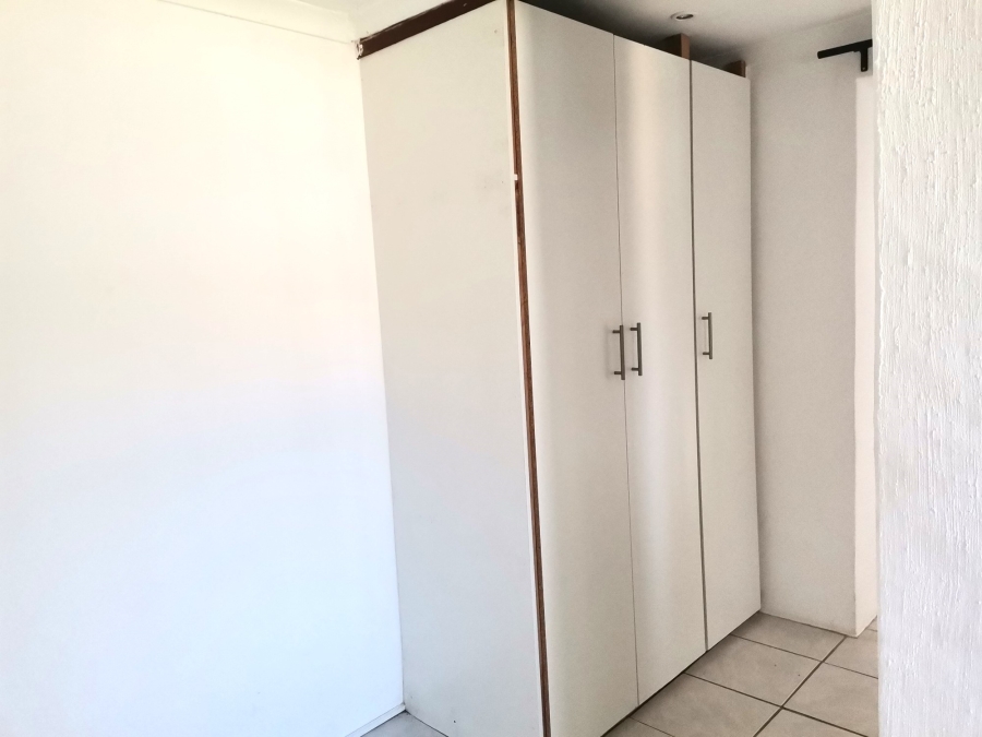 To Let 1 Bedroom Property for Rent in Paarl North Western Cape